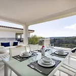 Chic Penthouse With Scenic Views At Hills! * Estepona