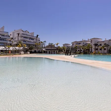 Chic Penthouse With Scenic Views At Hills! Estepona