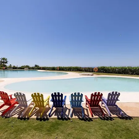 Chic Penthouse With Scenic Views At Hills! Apartamento