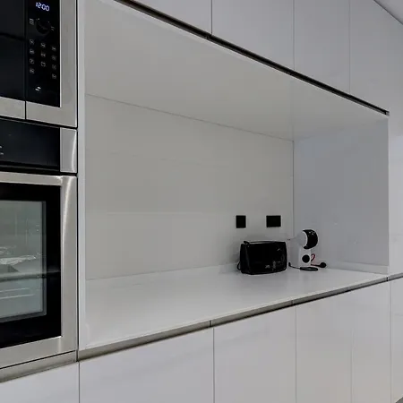 Apartamento Chic Penthouse With Scenic Views At Hills! Estepona