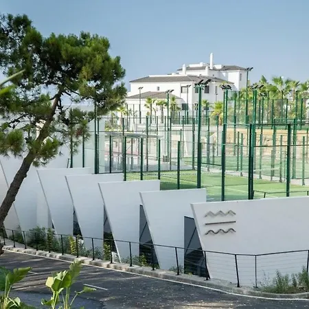 Chic Penthouse With Scenic Views At Hills! Apartamento *