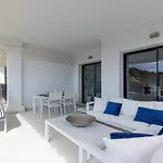 Apartment Chic Penthouse With Scenic Views At Hills! Estepona
