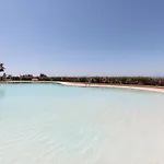 Chic Penthouse With Scenic Views At Hills! Apartment