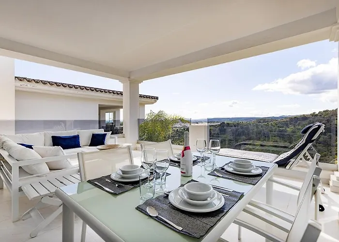 Chic Penthouse With Scenic Views At Hills! * Estepona
