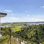 Chic Penthouse With Scenic Views At Hills! * Estepona