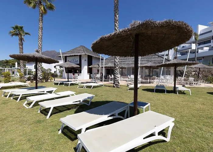 Апартаменты Chic Penthouse With Scenic Views At Hills! *